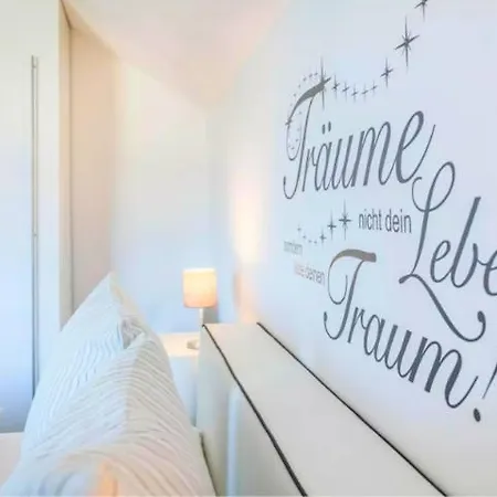 Apartment Meertraum Premium Mit 3 Zimmern, 250m Zum